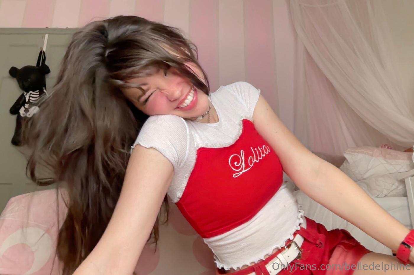 belle_delphine_cute_laptop_selfies_onlyfans_set_leaked-osbcty belle delphine cute laptop selfies onlyfans set leaked osbcty