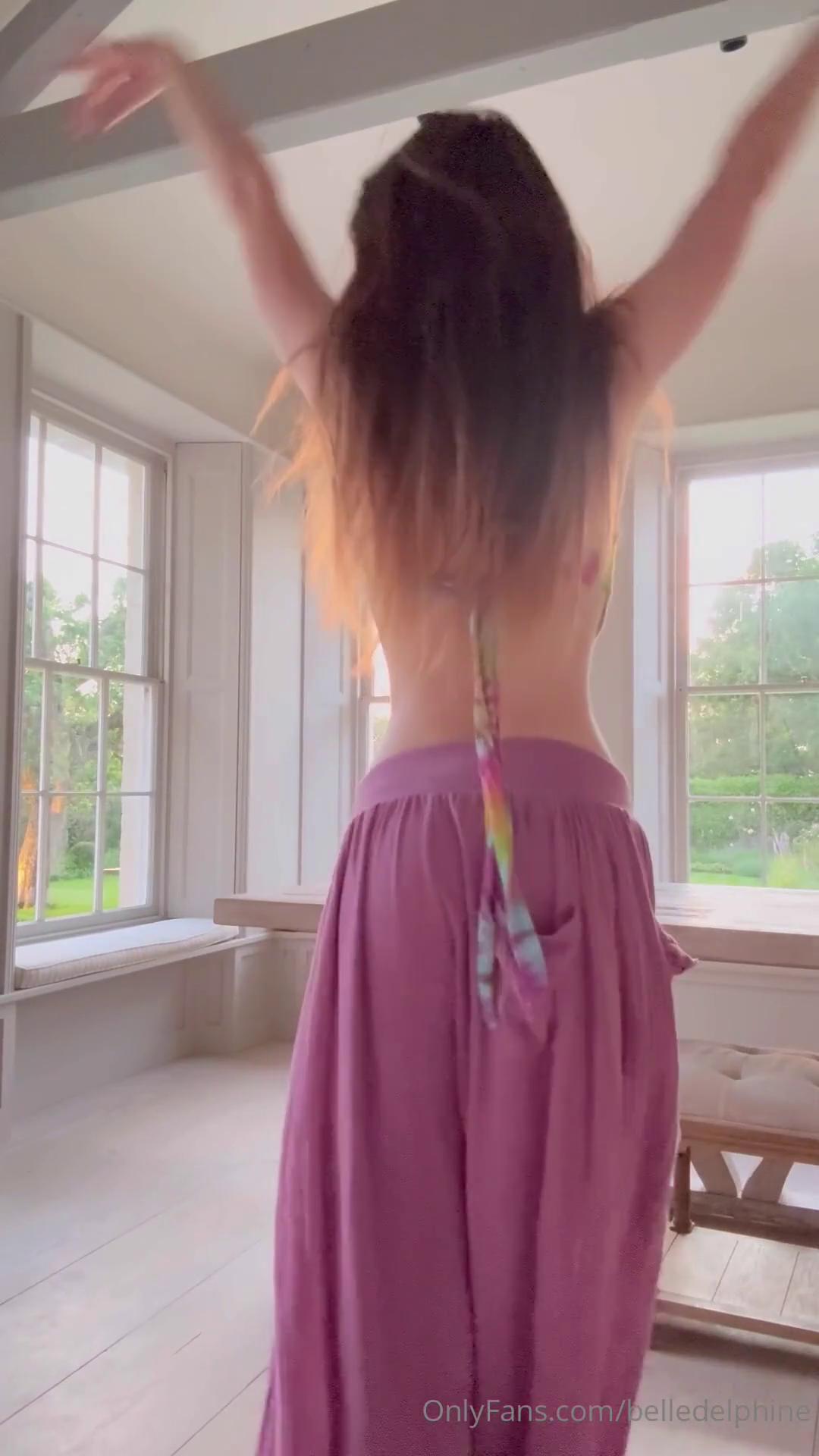 belle delphine sexy silly dancing onlyfans video leaked cqezno