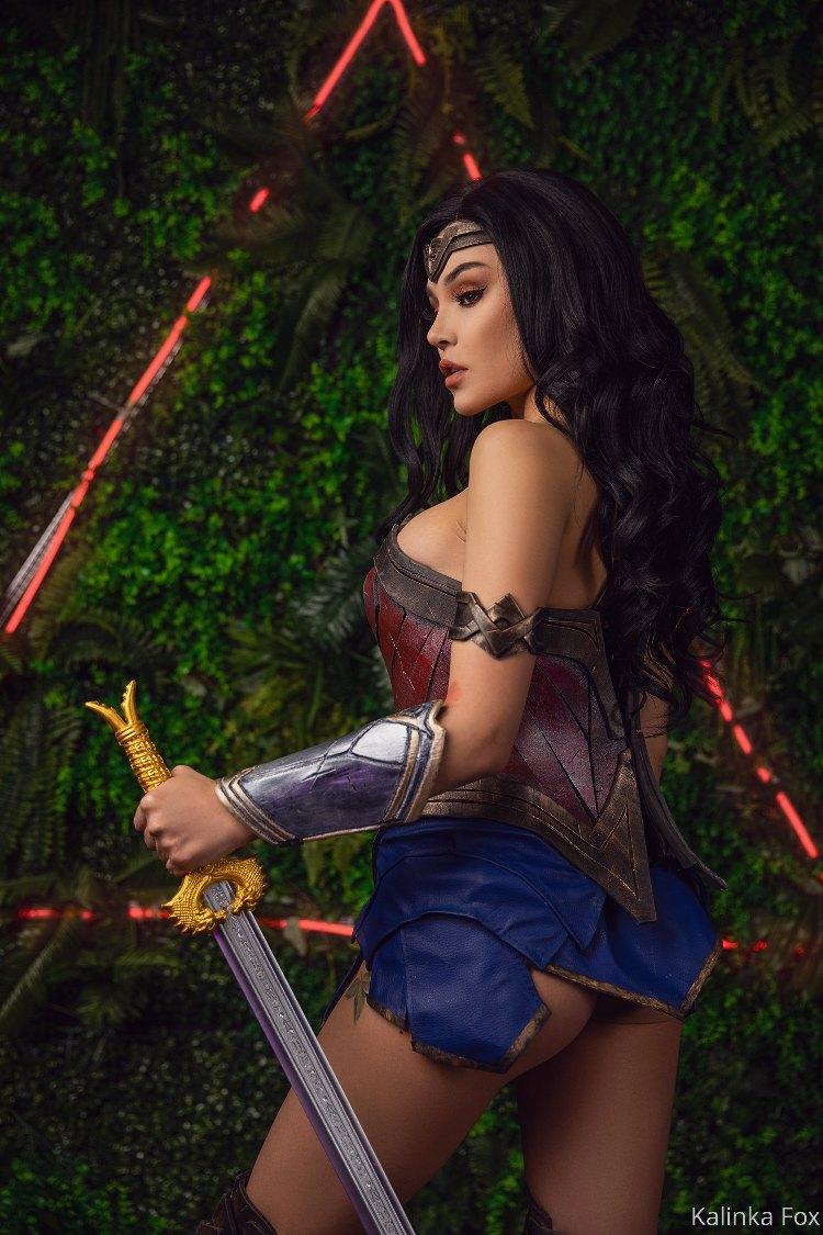 kalinka fox nude wonder woman cosplay onlyfans set leaked wvfrba