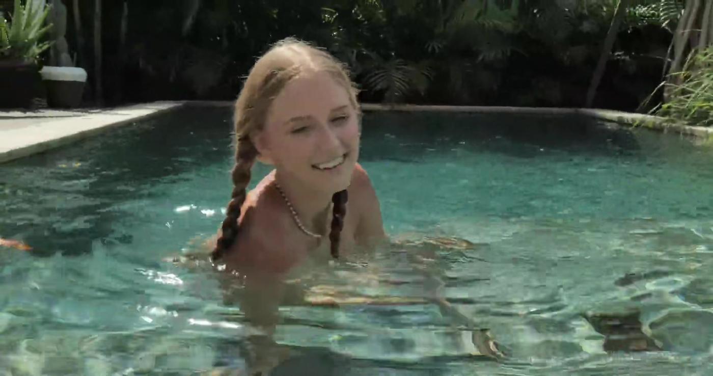 littlepolishangel butt plug pool swim onlyfans video leaked domyns