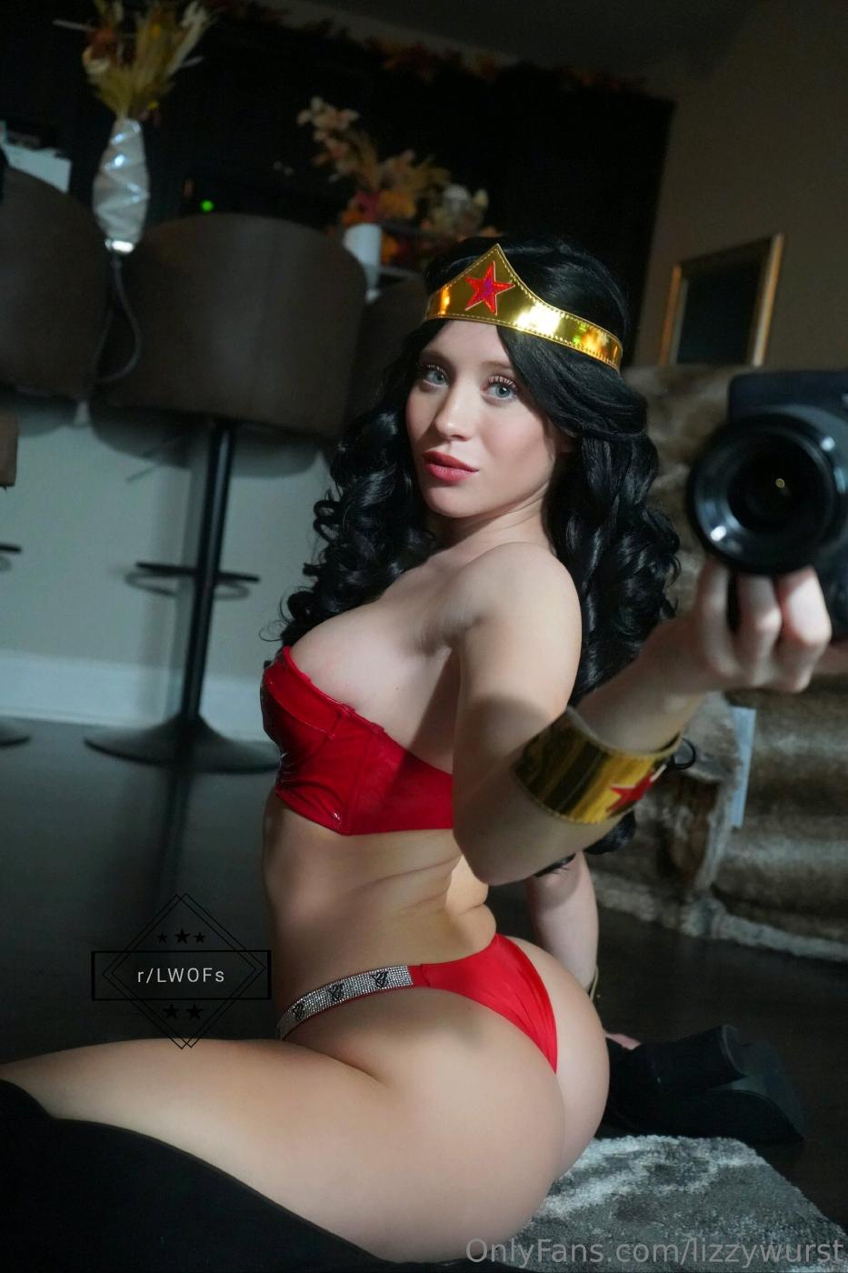 lizzy wurst wonder woman cosplay onlyfans set leaked