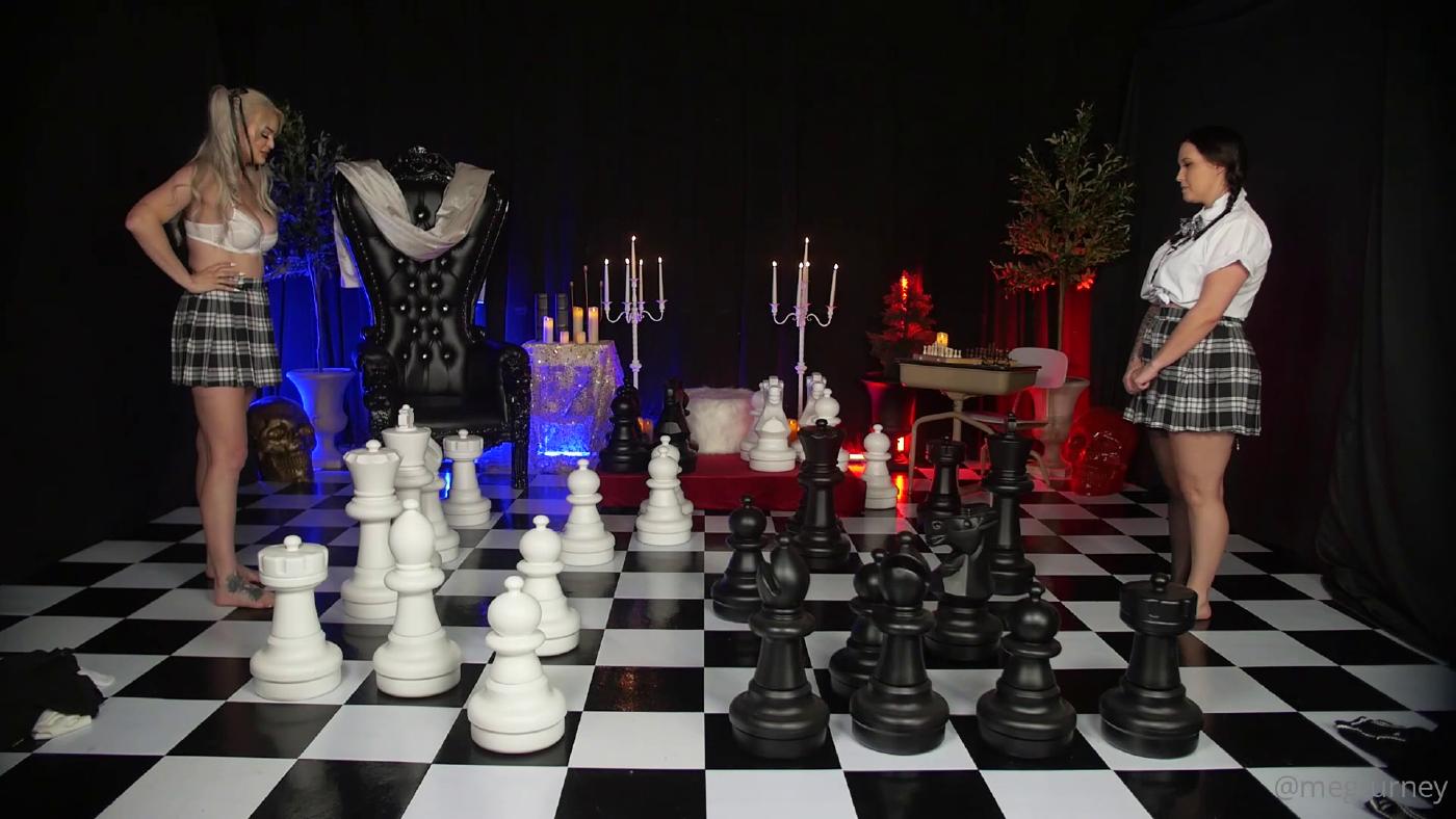 meg turney danielle denicola chess strip onlyfans video leaked