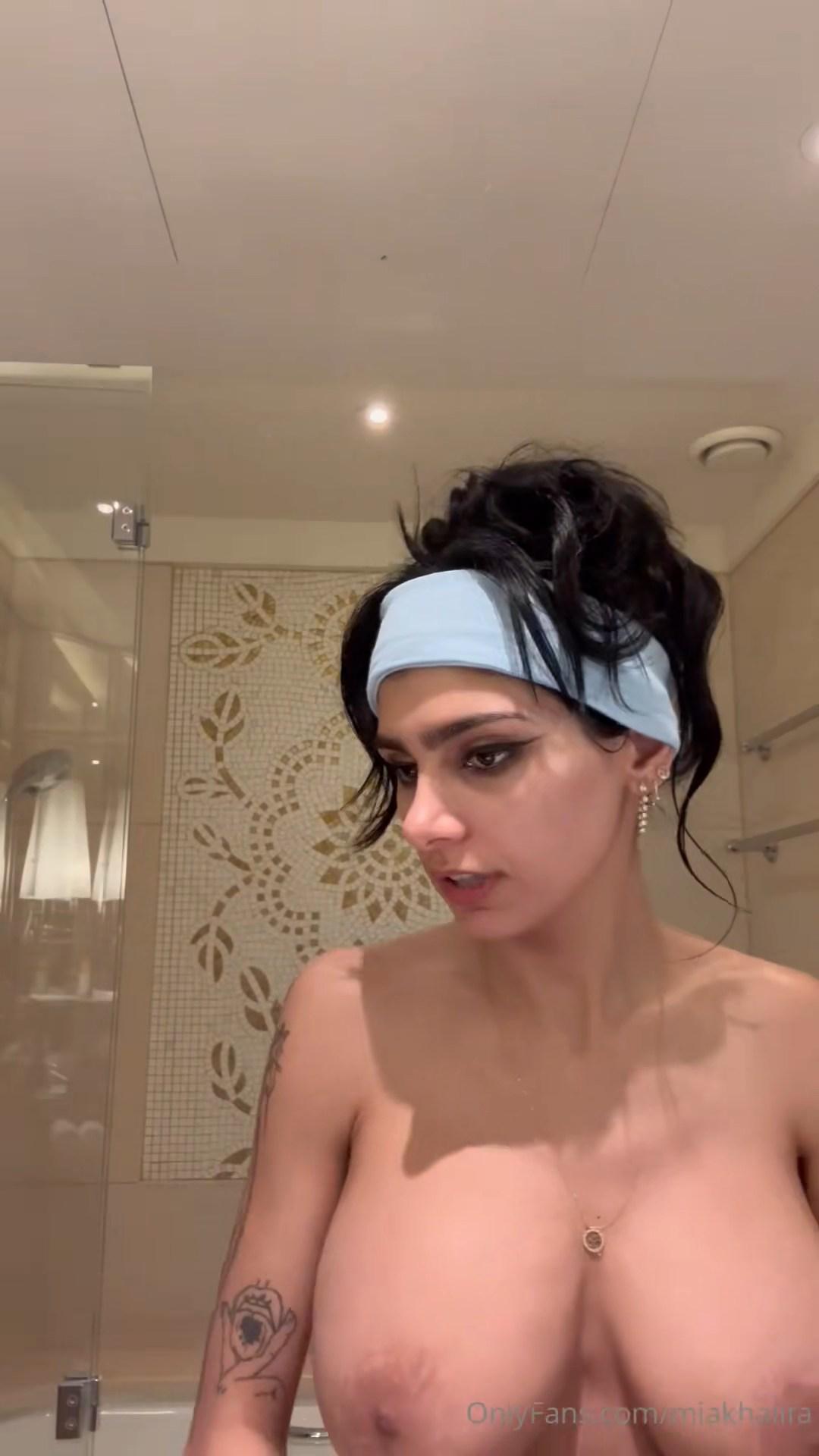 mia khalifa nude bathroom prep onlyfans video leaked sgszsl