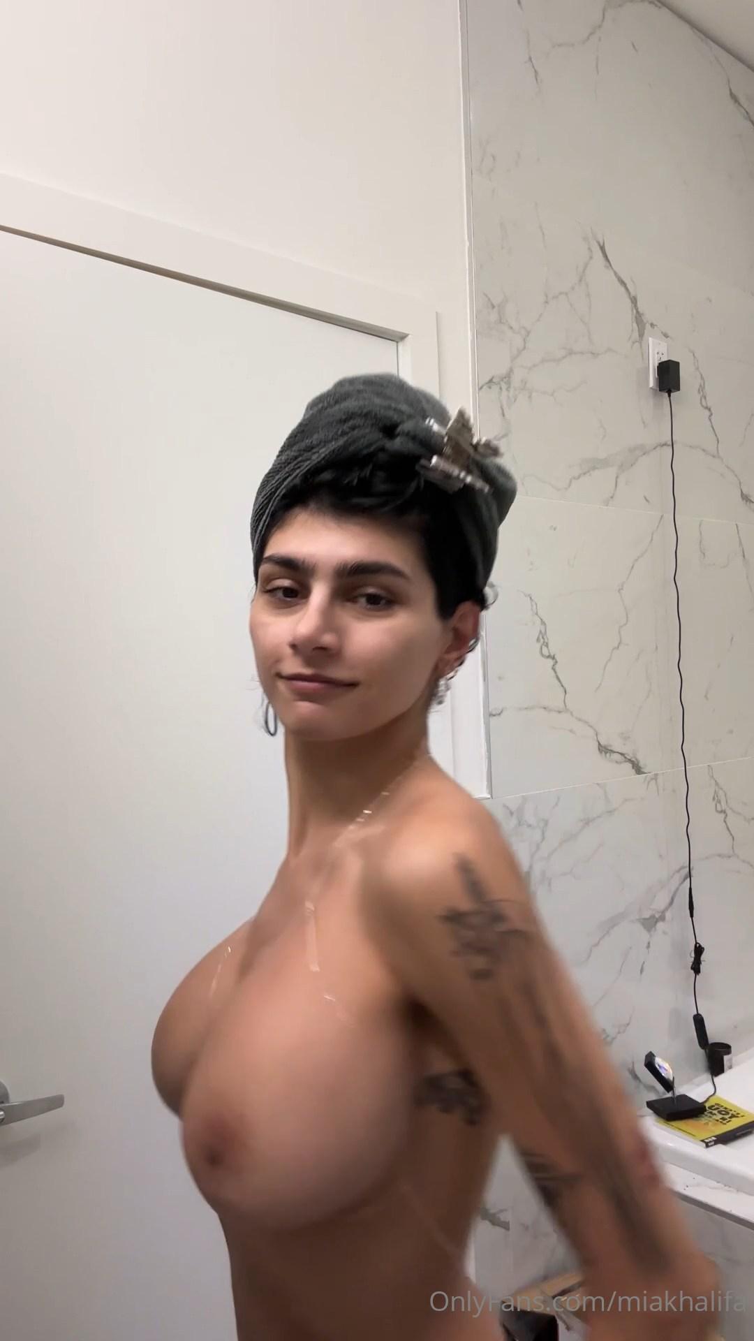 mia khalifa nude dressing onlyfans video leaked jwkoeq