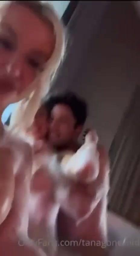 tana mongeau nude bathtub threesome onlyfans video leaked nqbhlo