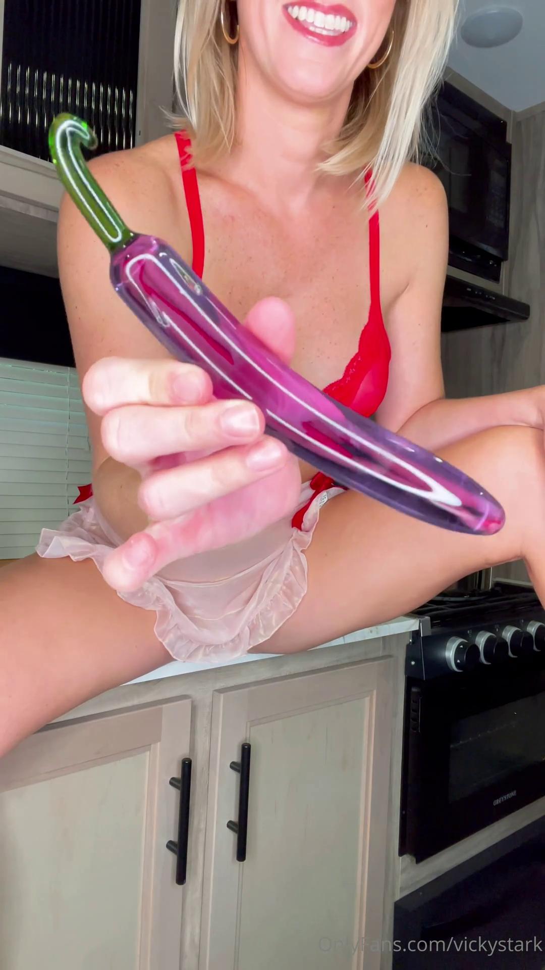 vicky stark nude glass dildo pussy masturbation onlyfans video leaked