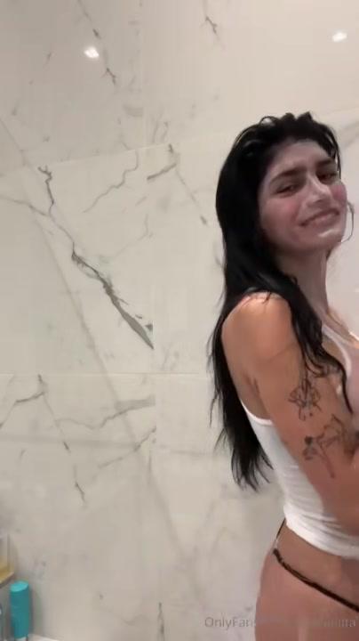 mia_khalifa_nude_wet_tank_top_onlyfans_video_leaked-nfstgk mia khalifa nude wet tank top onlyfans video leaked nfstgk