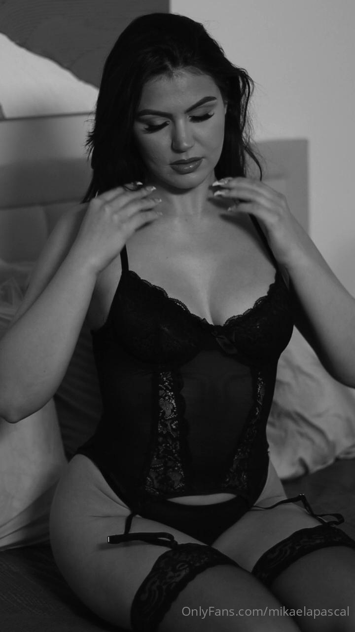 mikaela pascal bw lingerie stockings onlyfans video leaked umvdmq