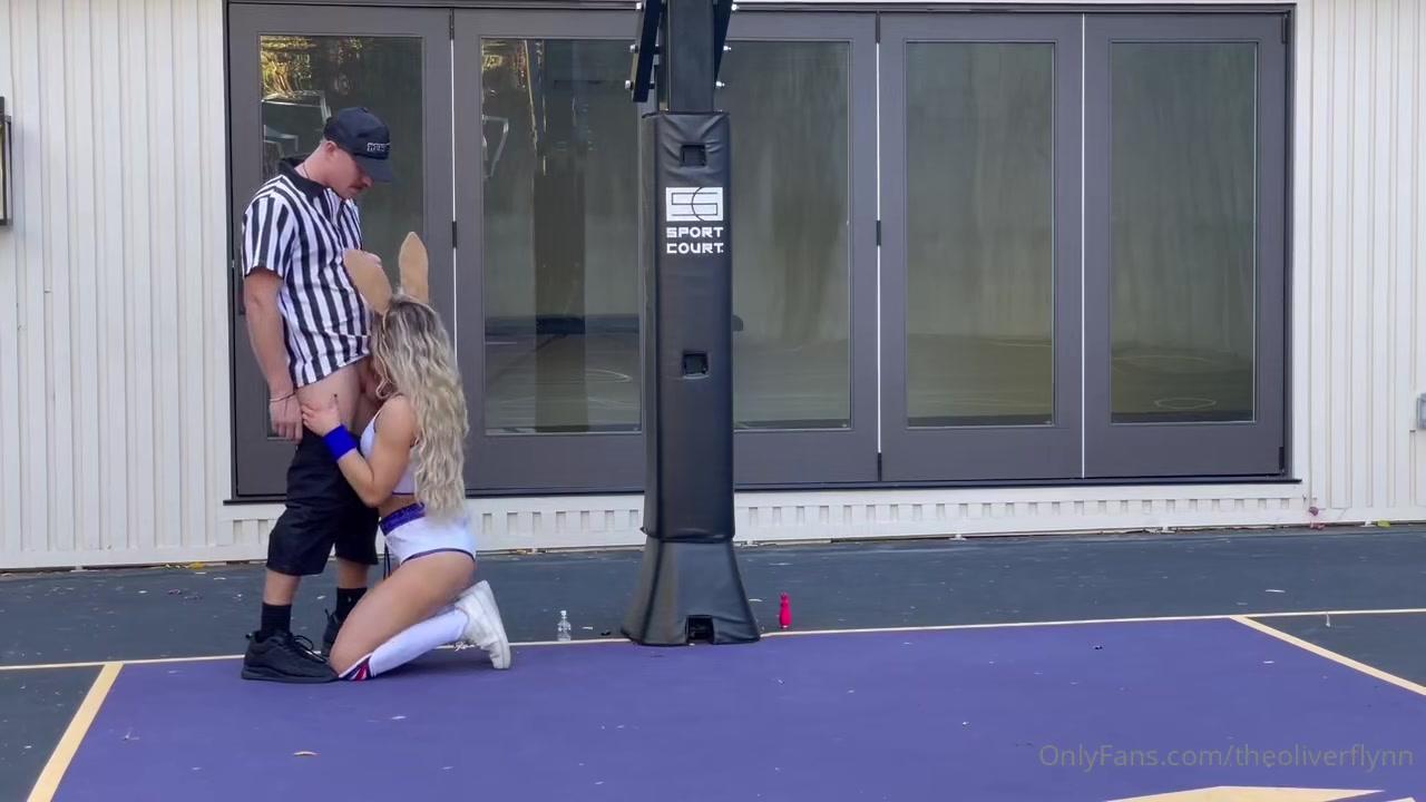 livvalittle cosplay outdoor blowjob onlyfans video leaked ocgcuj