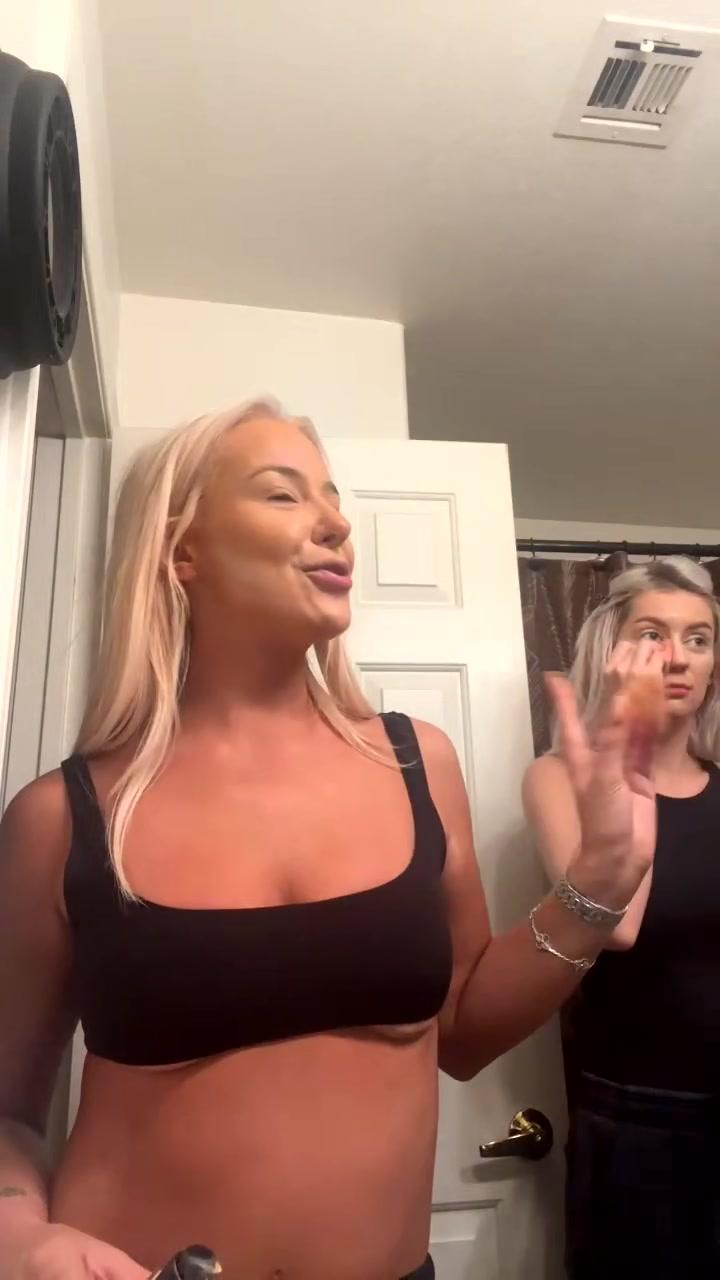 tana mongeau getting ready onlyfans livestream leaked ghhndi