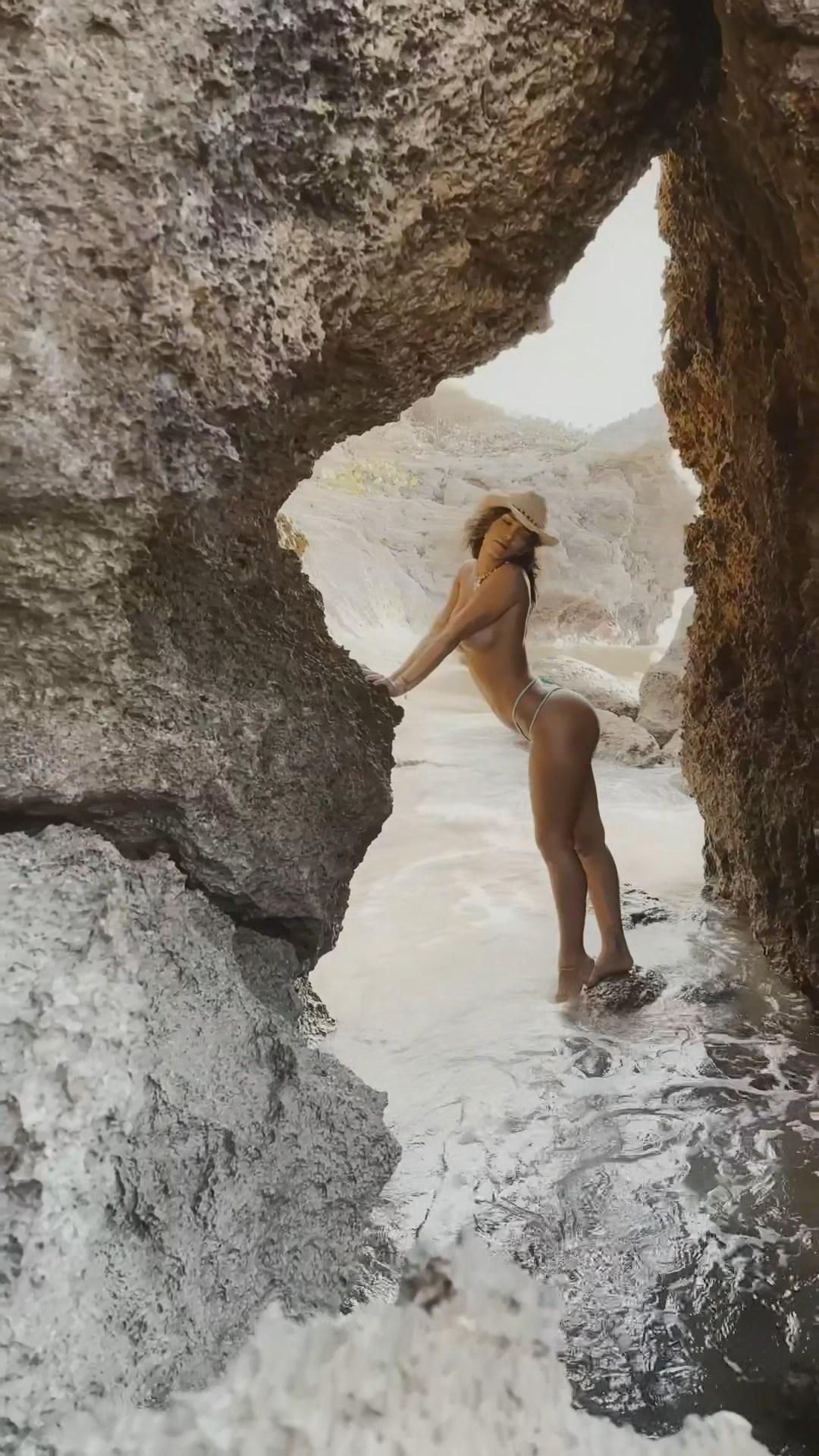 rachel cook nude bikini beach strip onlyfans video leaked zhdyaz