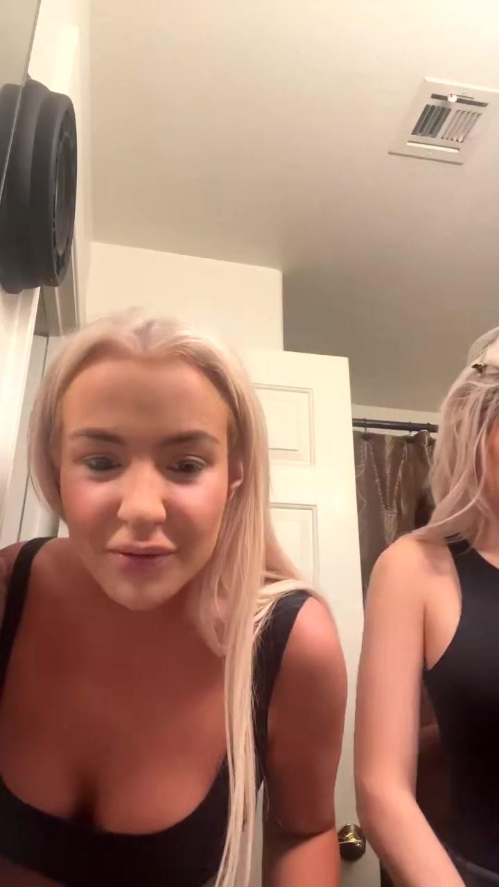 tana_mongeau_tits_flash_livestream_onlyfans_video_leaked-kddrsv tana mongeau tits flash livestream onlyfans video leaked kddrsv