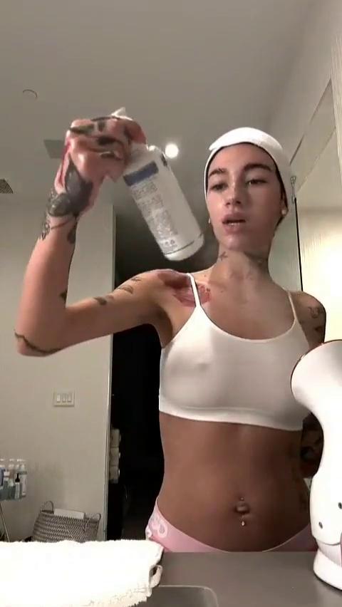 bhad bhabie nipple pokies teasing onlyfans video leaked