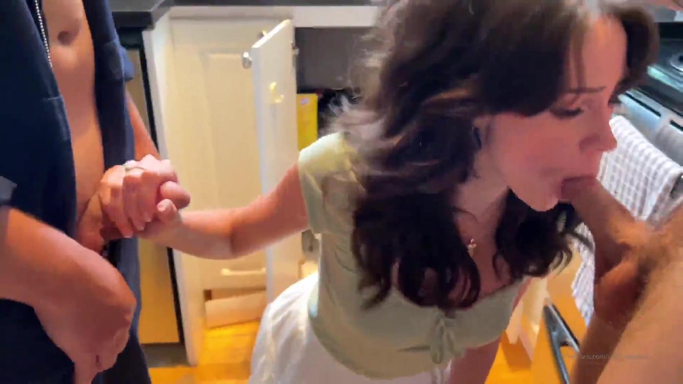 lilahanne nude threesome blowjob onlyfans video leaked dojeps