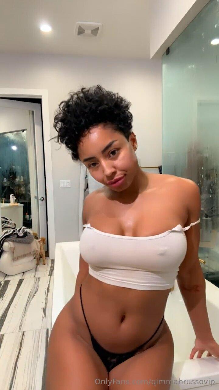 qimmah russo nude bathroom selfies onlyfans set leaked sbzuek