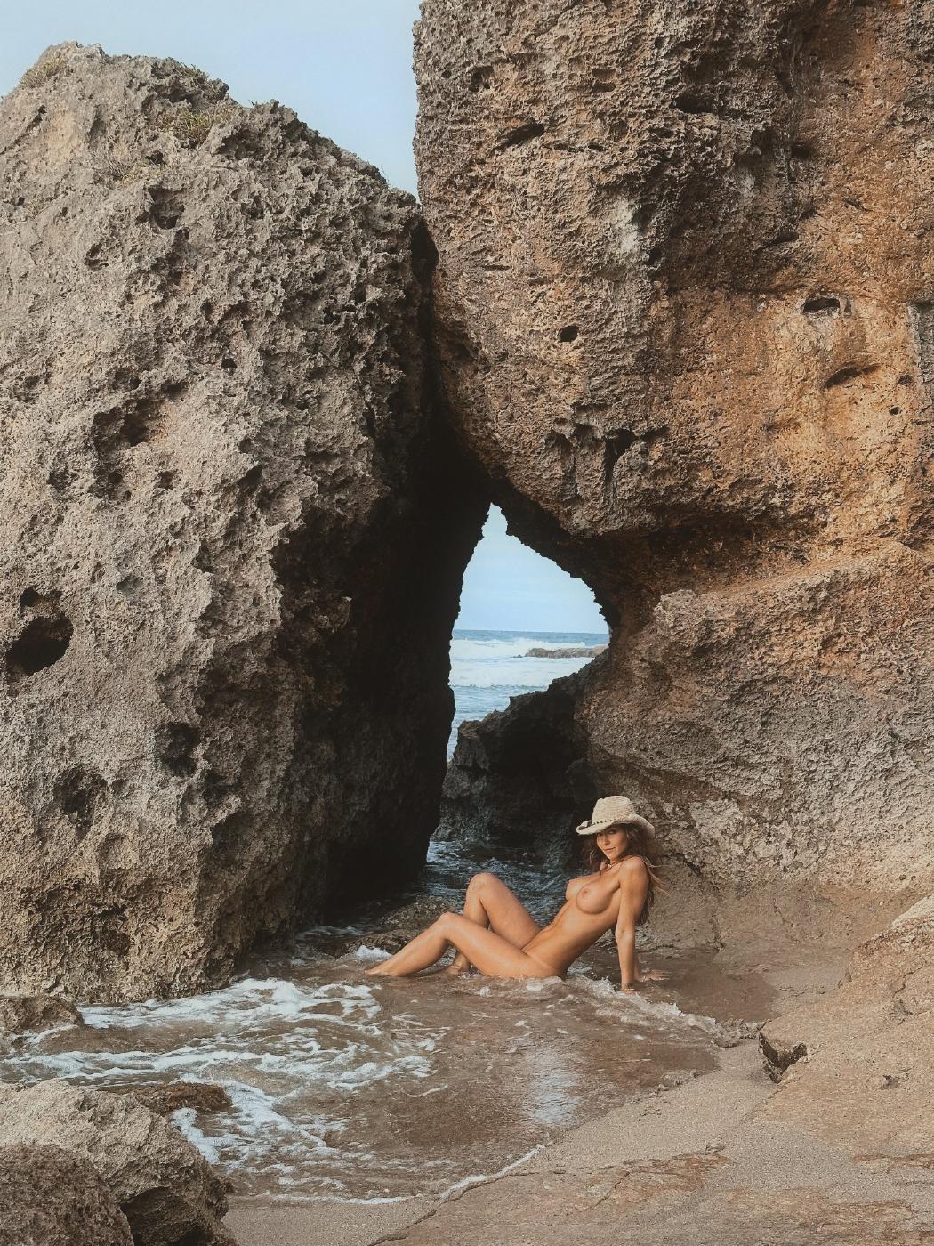 rachel cook full frontal nude beach set leaked hrybni