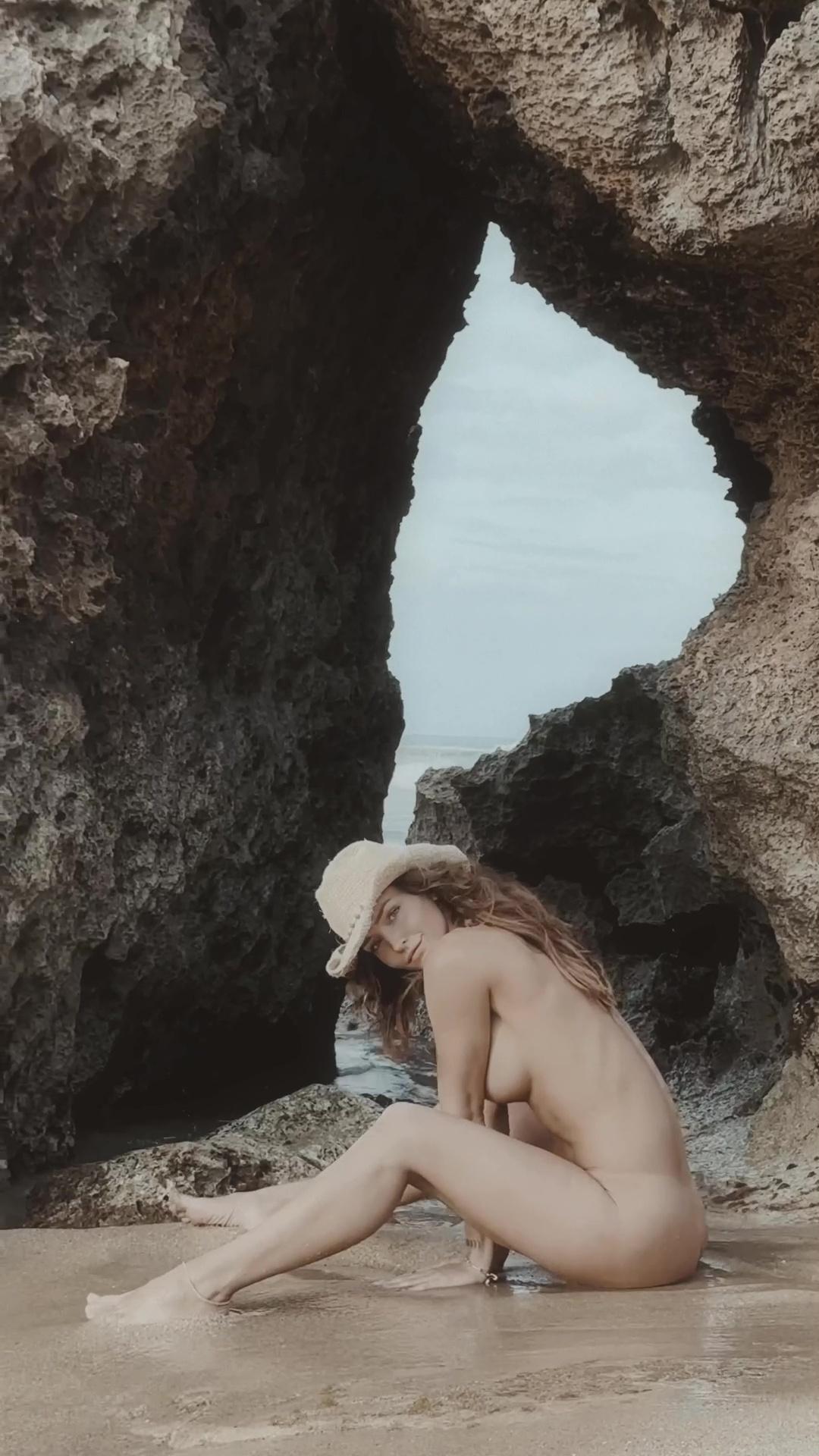 rachel cook full frontal nude beach set leaked jwmvnk