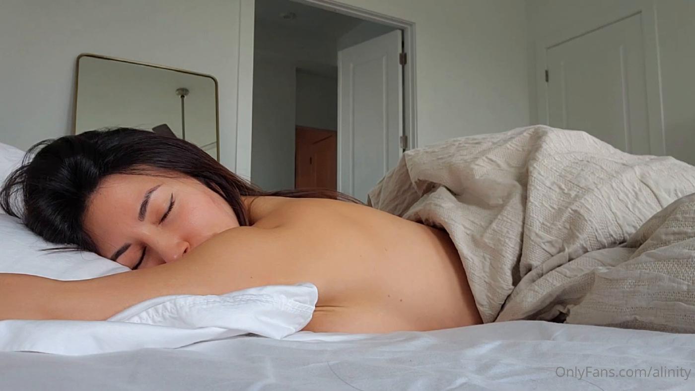 alinity nude in bed teasing ppv onlyfans video leaked hnmsqt influencers gonewild