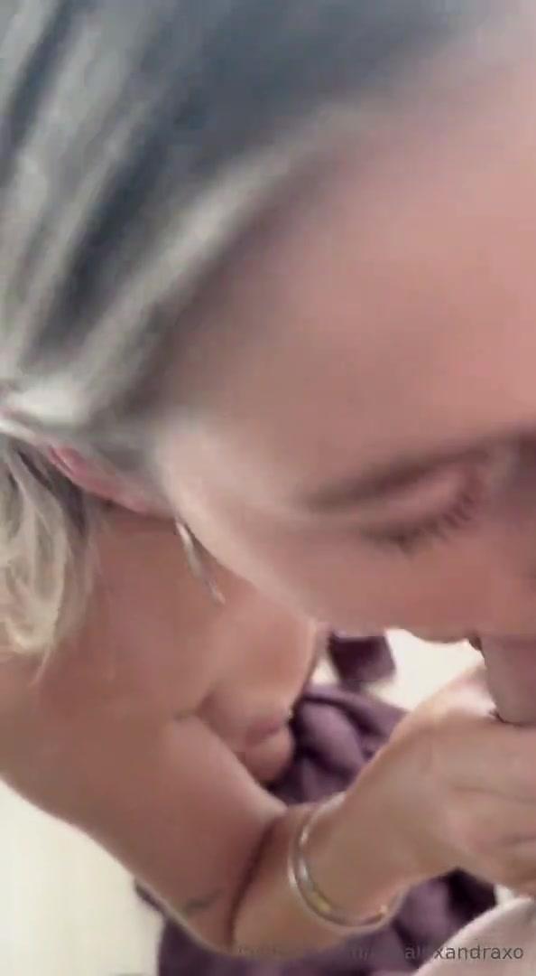 ella alexandra nude pov cumshot facial onlyfans video leaked uytcnp influencers gonewild