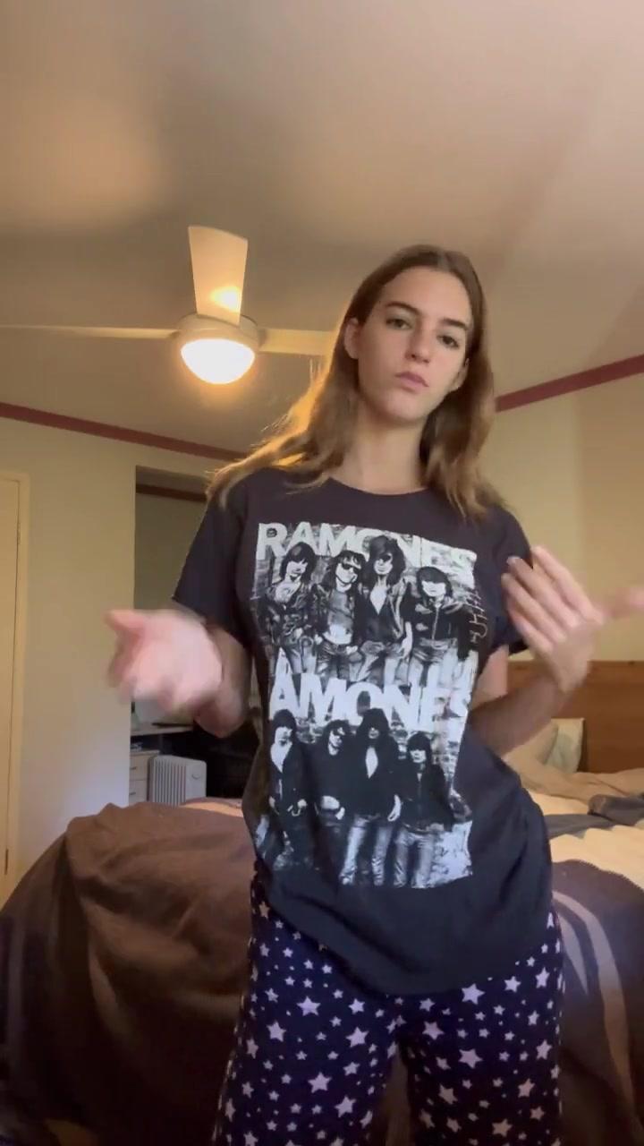 emily feld bikini try on nipples sunroom video leaked hqzlju influencers gonewild