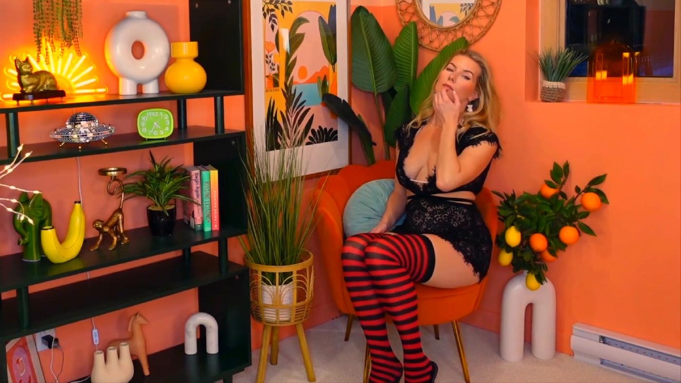 kat wonders 25 days of lingerie 2024 day 8 hxqbny influencersgonewild