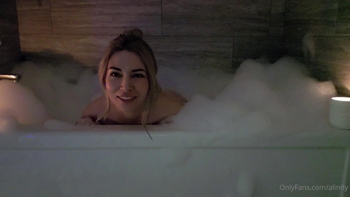 alinity nude bath onlyfans video leaked obfbdp influencersgonewild
