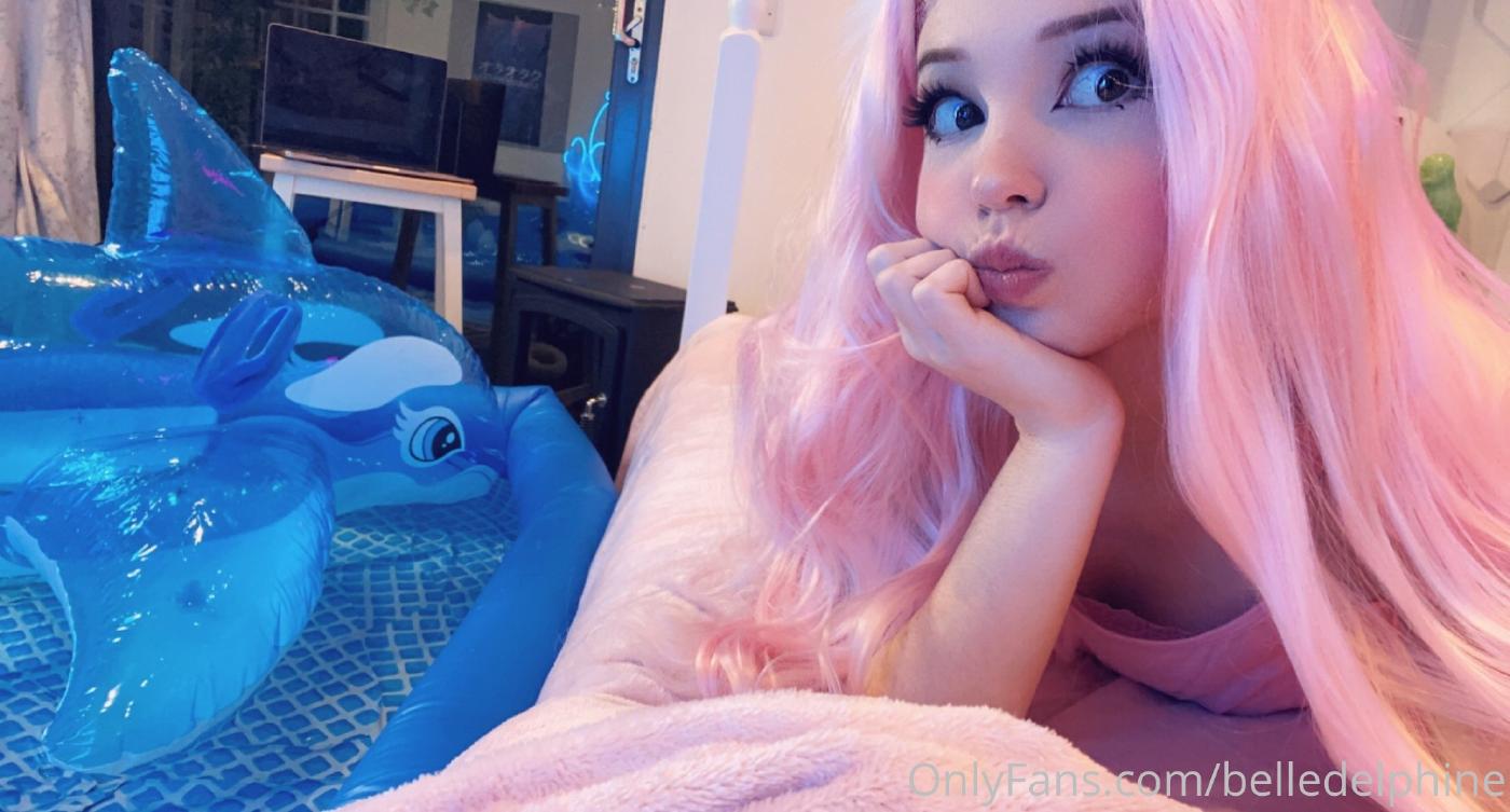 belle delphine nude pink pyjama onlyfans set leaked fflbnm influencersgonewild
