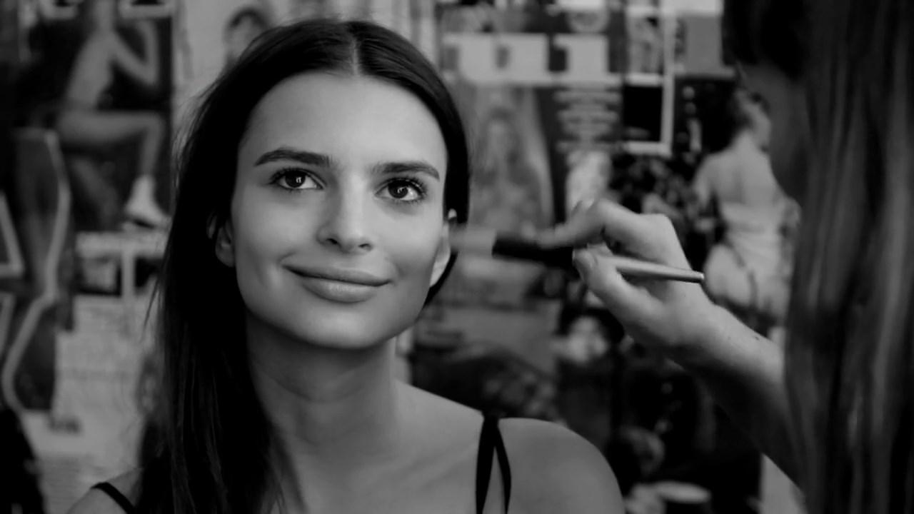emily_ratajkowski_treats_nude_photoshoot_video_leaked-vrcxyk-influencersgonewild emily ratajkowski treats nude photoshoot video leaked vrcxyk influencersgonewild