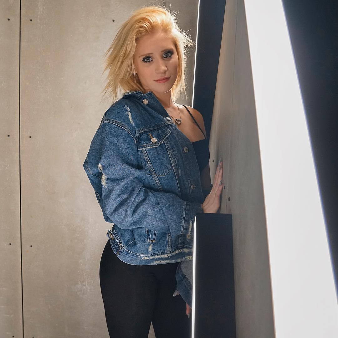 lizzy wurst sexy pictures twunni influencersgonewild