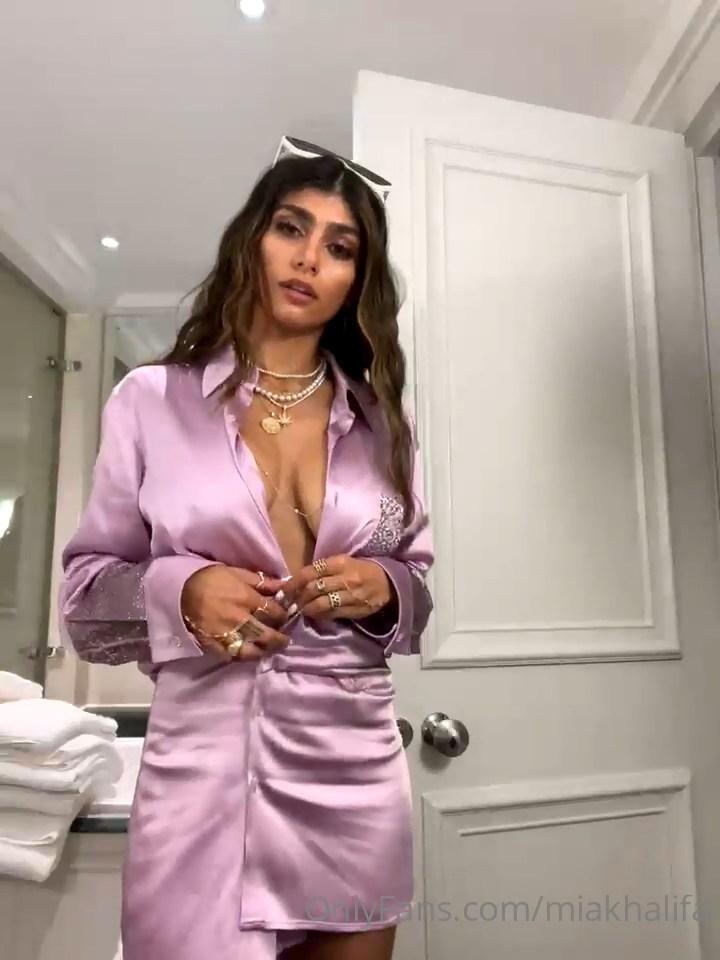 mia khalifa topless high heel try on onlyfans video leaked hbpdrg influencersgonewild