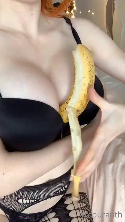 amouranth sexy black lingerie onlyfans video leaked ovkftu influencersgonewild