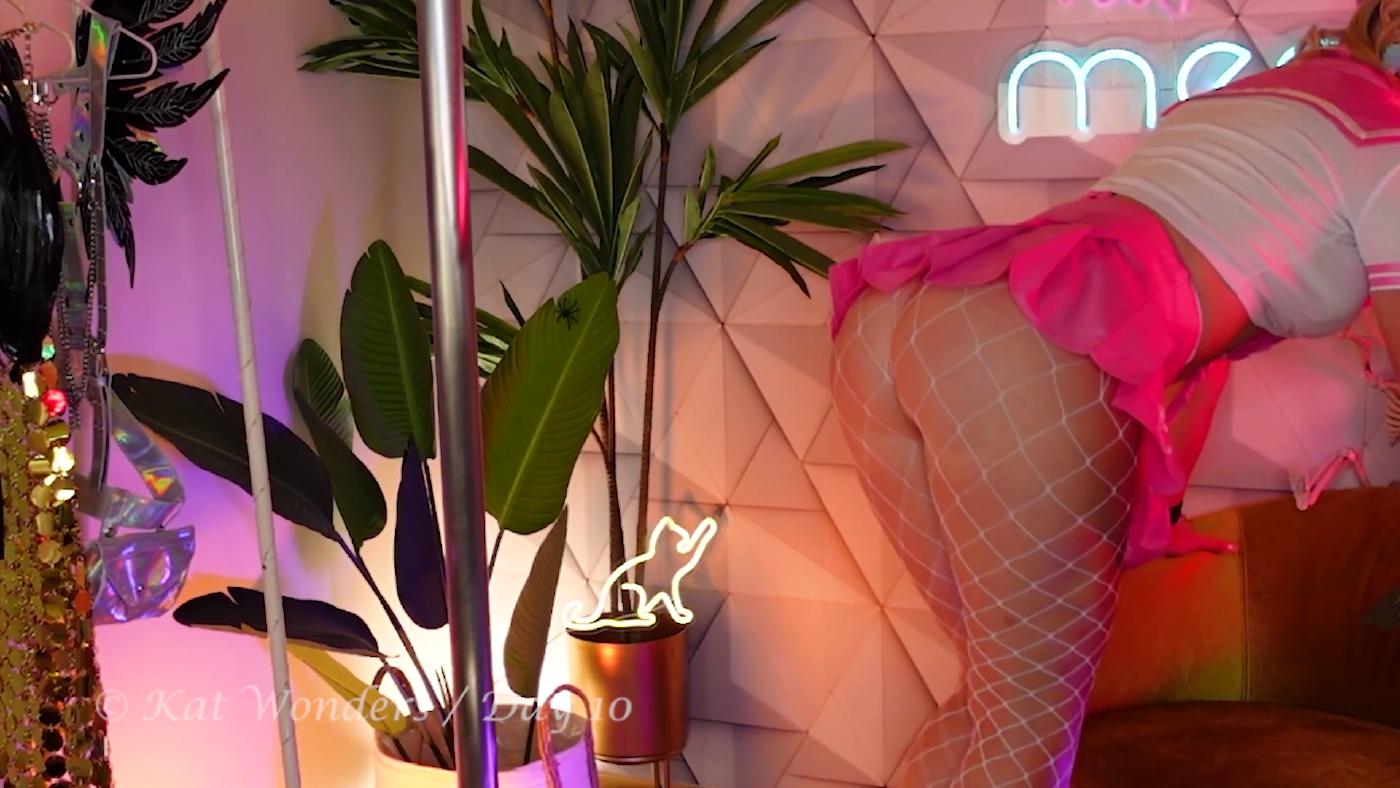 kat wonders halloween special day 10 2022 eqfkhe influencersgonewild